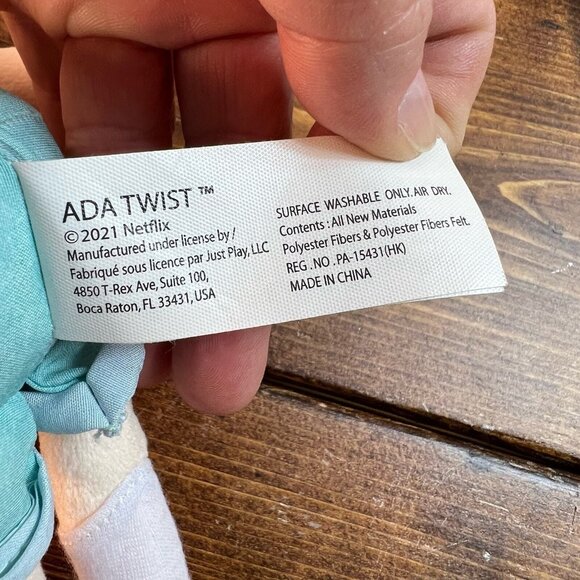 Ada Twist Scientist Cuddle Time Rosie Revere 12” Plush doll 2021 Netflix - Picture 6 of 8